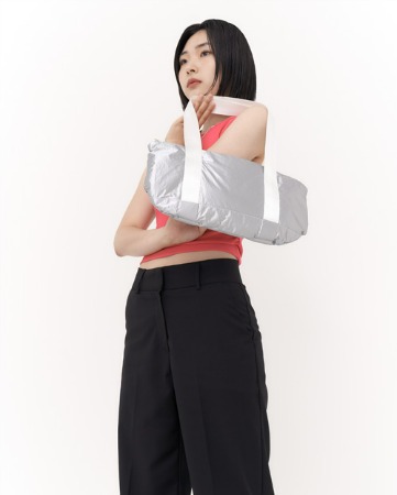 yoonseul shoulder bag (silver)